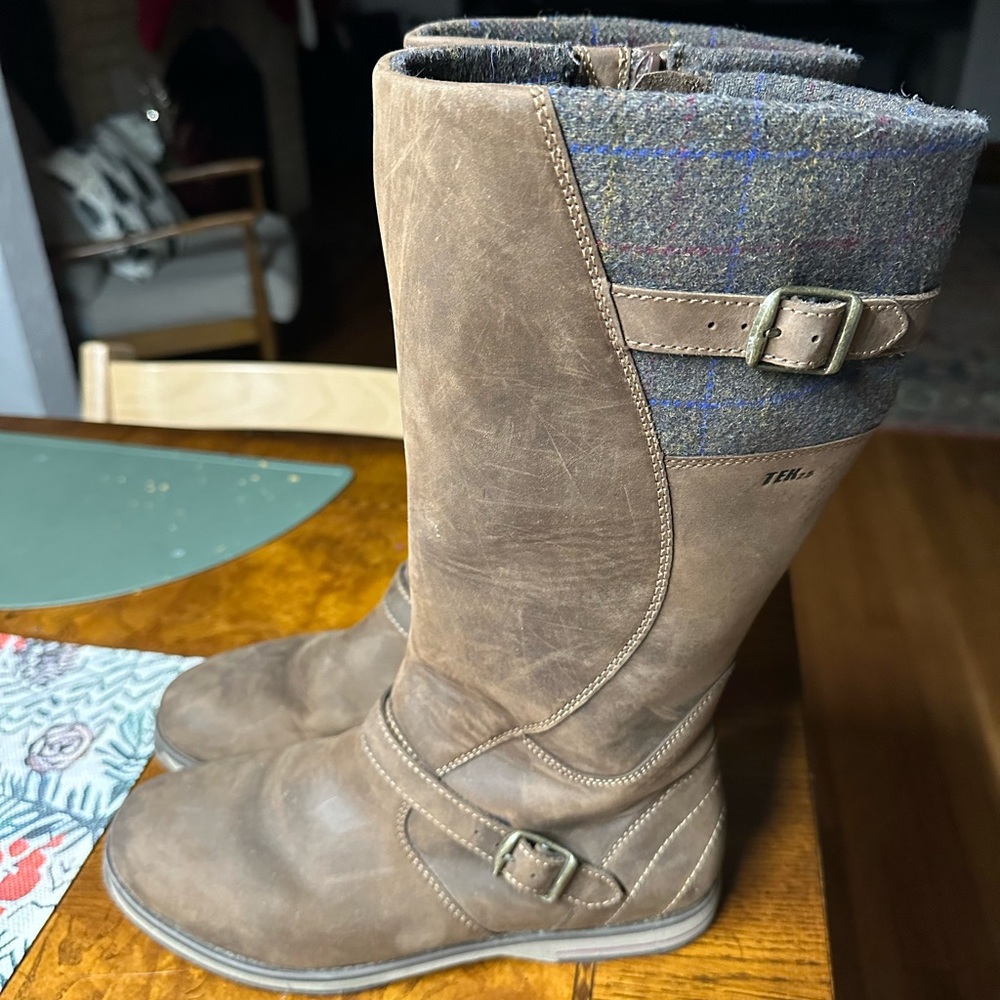 L.L. Bean Women's Park Ridge Brown Leather Waterproof Tall Boots